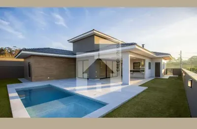 Casa térrea à venda com 4 suítes, 3 vagas, 325m² de área construida - condomínio terrad a alvorada,