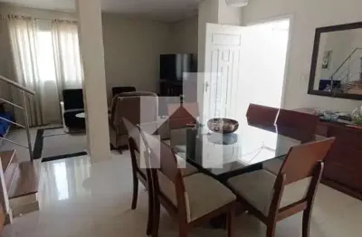 Casa / sobrado à venda ou permuta com 03 dormitórios, sendo 01 suíte - 102m² - condomínio garden re