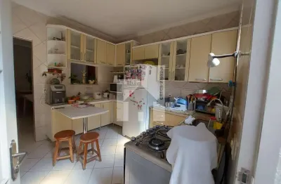Casa à venda próximo ao maxi shopping, permuta com chácara ou casa plana, avaliando pegar carro com
