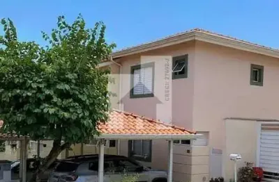 Magnífico sobrado à venda 3 dormitórios sendo 1 suíte 110m² totais , condomínio bella colônia ,jard