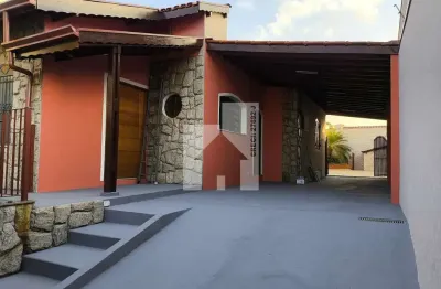 Excelente casa à venda com 2 dormitórios, área gourmet, 208m² - bairro cidade nova, jundiaí, sp