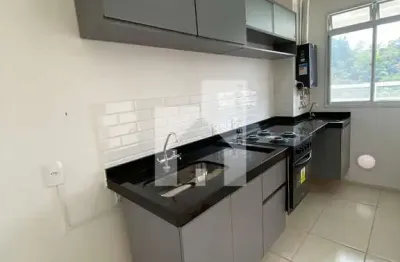 Encantador apartamento a venda com 3 dormitórios (1 suíte) e vista livre para a mata, 60m² - condom
