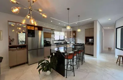 Lindíssima Casa à venda com 4 dormitórios (2 suítes master), 276m² - Condomínio Residencial Laguna,