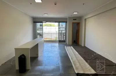 Sala comercial 52m² com sacada para venda e locação no jardim são dimas