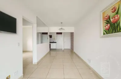 Apartamento à venda com 2 dormitórios, 47m², na região central de sjc