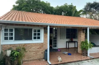 Casa térrea com amplo quintal, 2 quartos, 1 suíte, 348 m², urbanova –  sjc