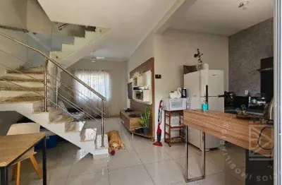 Sobrado à venda 3 dormitórios, 1 suíte, 105m², 2 banheiros, jardim uirá sjc