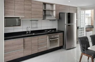 Sobrado com 206 m², 4 dormitórios e escritório no Bosque dos Eucaliptos