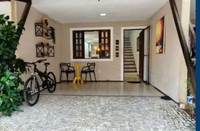 Casa em condomínio fechado com 3 quartos à venda na josé martiniano de alencar, 1000, cambeba, fortaleza por r$ 330.000