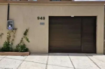 Casa com 4 quartos à venda na desembargador eurico monteiro, 949, jardim das oliveiras, fortaleza por r$ 640.000