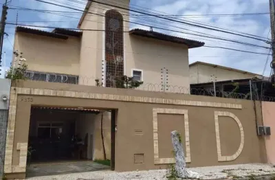Casa com 4 quartos à venda na dr. corrêa lima, 2833, edson queiroz, fortaleza por r$ 1.500.000
