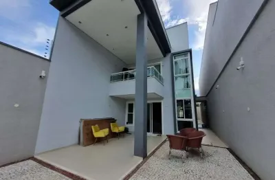 Casa com 4 quartos à venda na avenida presidente arthur bernardes, 2752, lagoa sapiranga (coité), fortaleza por r$ 890.000