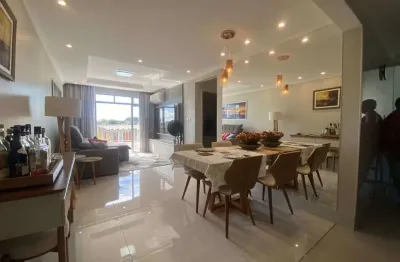 Lindo apartamento reformado à venda – 2 quartos (1 suíte), 1 vaga de garagem