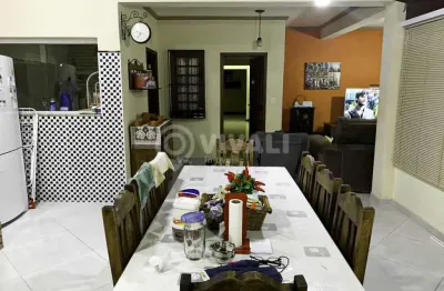 Casa com 3 quartos à venda na rua verginio belgini, loteamento santo antônio, itatiba, 252 m2 por r$ 950.000