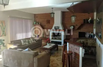 Casa com 6 quartos à venda na rua pedro fumachi, jardim nossa senhora de fátima, itatiba, 408 m2 por r$ 790.000
