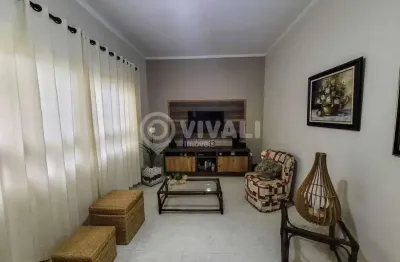 Casa com 3 quartos à venda na rua milano, giardino d' itália, itatiba, 200 m2 por r$ 830.000