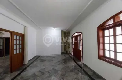 Casa com 5 quartos para alugar na rua pedro ordini, loteamento santo antônio, itatiba, 348 m2 por r$ 6.300