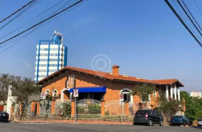 Casa comercial com 4 salas à venda na rua ângelo fascione, centro, itatiba, 697 m2 por r$ 2.510.000