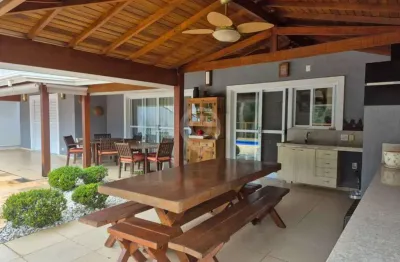 Casa em condomínio fechado com 5 quartos à venda na alameda das paineiras, parque da fazenda, itatiba, 337 m2 por r$ 2.200.000