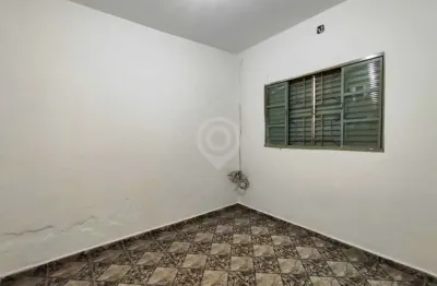 Casa com 1 quarto para alugar na rua ângelo minosi, parque industrial san francisco, itatiba, 50 m2 por r$ 1.000