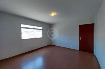 Apartamento com 2 quartos para alugar na rua soares muniz, centro, itatiba, 70 m2 por r$ 1.750