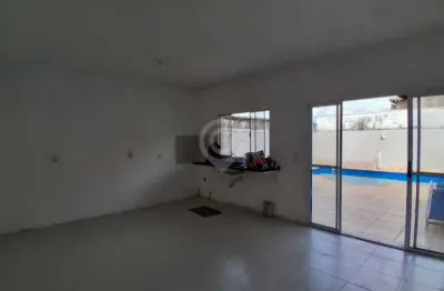 Casa de rua :  / residencial / loteamento residencial terra nova