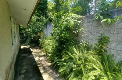 Casa com 2 quartos à venda na Rua Professor Mário da Fonseca Xavier, Maravista, Niterói