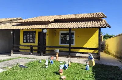 Casa com 02 quartos, em terreno de 480m2 com área gourmet perto do cept