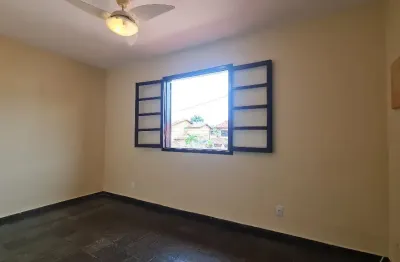 Casa com 3 quartos à venda na Rua Doutor Rubens Falcão, 15, Itaipu, Niterói