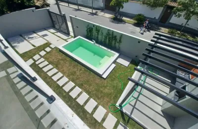 Casa em condomínio fechado à venda em Itaipu, Niterói 