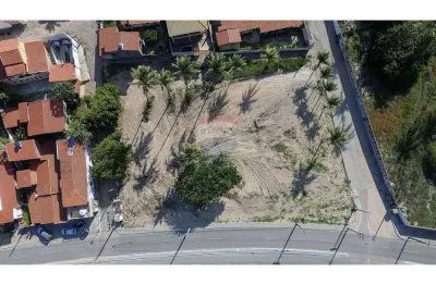 Terreno comercial à venda na Rua dos Mirandas, s/n, Tabuba, Caucaia