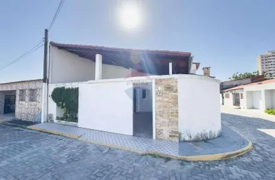 Casa em condomínio fechado com 3 quartos à venda na Rua das Oiticicas, 720, Passaré, Fortaleza