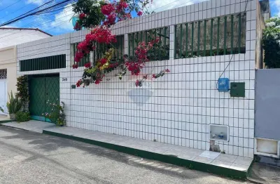 Casa com 4 quartos à venda na Rua 8, 220, Vila Velha, Fortaleza