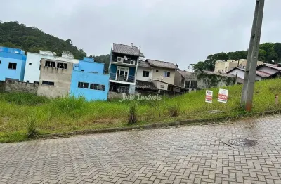 Terreno à venda no Primeiro de Maio, Brusque 