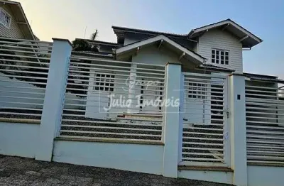 Casa com 3 quartos à venda no Centro I, Brusque 