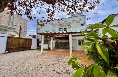 Casa com 3 quartos à venda no Centro I, Brusque 
