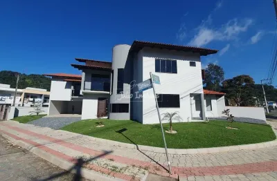 Casa com 4 quartos à venda no Guarani, Brusque 