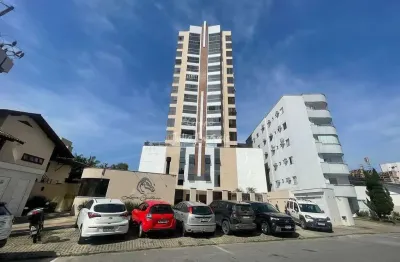 Apartamento com 3 quartos para alugar no Centro I, Brusque 