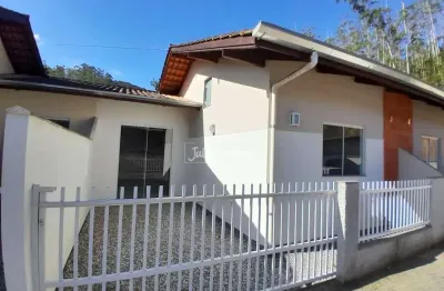 Casa com 2 quartos para alugar no Lageado Baixo, Guabiruba 