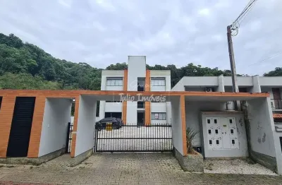 Apartamento com 2 quartos para alugar no Águas Claras, Brusque 