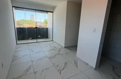 Apartamento com 2 quartos, 1 suíte e varanda em mangabeira 8/ joão pessoa