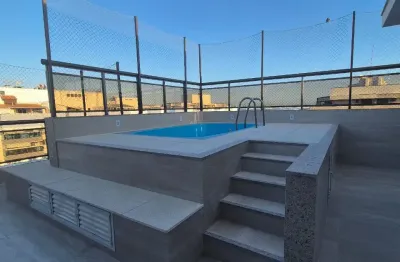 Vendo linda cobertura reformada no rio2 com piscina e churrasqueira