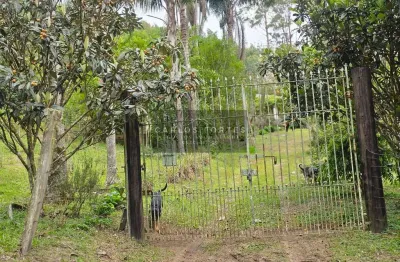 Ótima chácara mobiliada pé da serra tamoios paraibuna salesópolis