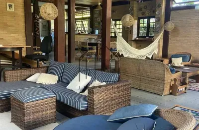 Casa à venda, 4 dormitórios - poucos passos do mar - guaecá, são sebastião, sp