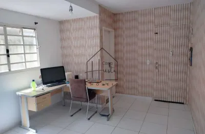 Casa em condomínio fechado com 2 quartos à venda na Rua Jhony Anderson de Oliveira Salvador, 50, Residencial Pastoreiro, Cotia