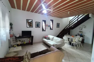 Casa para Locação em Cabo Frio, Florestinha (Tamoios), 5 dormitórios