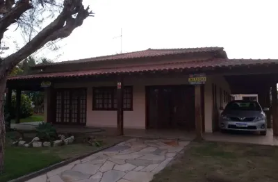 Casa para Locação em Cabo Frio, Long Beach (Tamoios), 5 dormitórios, 1 suíte, 2 banheiros, 1 vaga