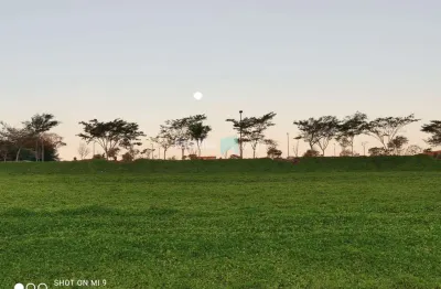 Terreno em condomínio fechado à venda no Jardins de Monet Residence, Maringá 