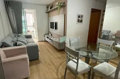 Apartamento com 3 quartos à venda na Rua Pioneiro Romeu Pardini, Galeão, Maringá