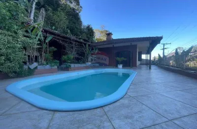 'casa dos sonhos em teresópolis: 3 quartos & piscina'